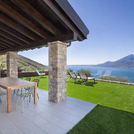 Villa Divina - Apt Icona Con Piscina E Vista Lago Castelletto Di Brenzone Bagian luar foto